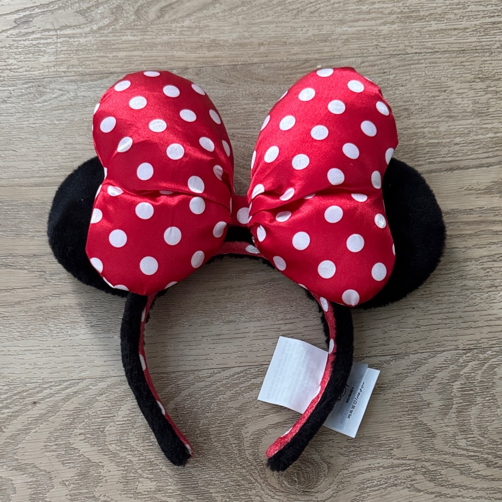 Minnie Giant Bow Ears